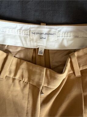 Aritzia Wilfred The Effortless Pant Shorts in Camel